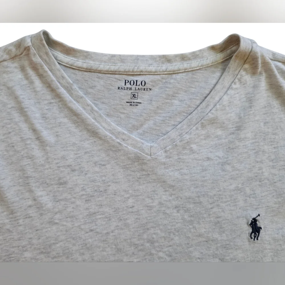 Polo Ralph Lauren XL Heather Gray V Neck Quiet Luxury Tee Shirt Extra Large